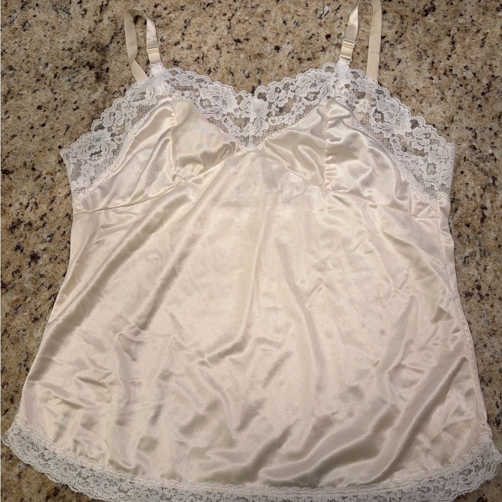 Vintage Cream Lace Trim Camisole - Picture 5 of 8
